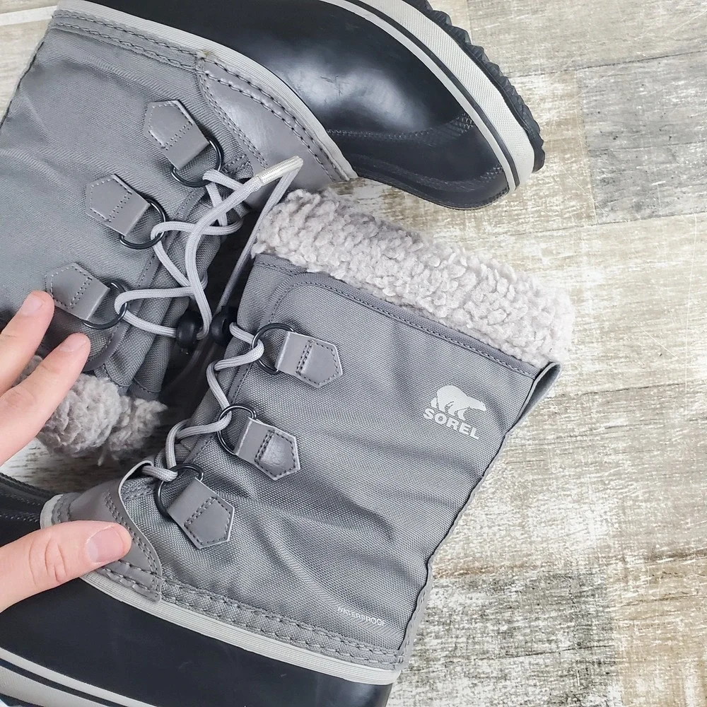 Sorel Yoot Pac Kids Snow Boots Sz 5 Quarry Dove Black Leather Lace Up Round Toe